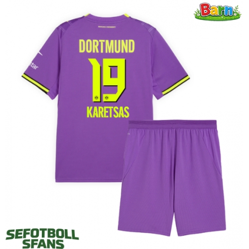 Borussia Dortmund Konstantinos Karetsas #19 Tredjeställ Barn 2026-27 Kortärmad (+ Korta byxor) Borussia Dortmund Konstantinos Karetsas #19 Tredjeställ Barn 2026-27 Kortärmad (+ Korta byxor)